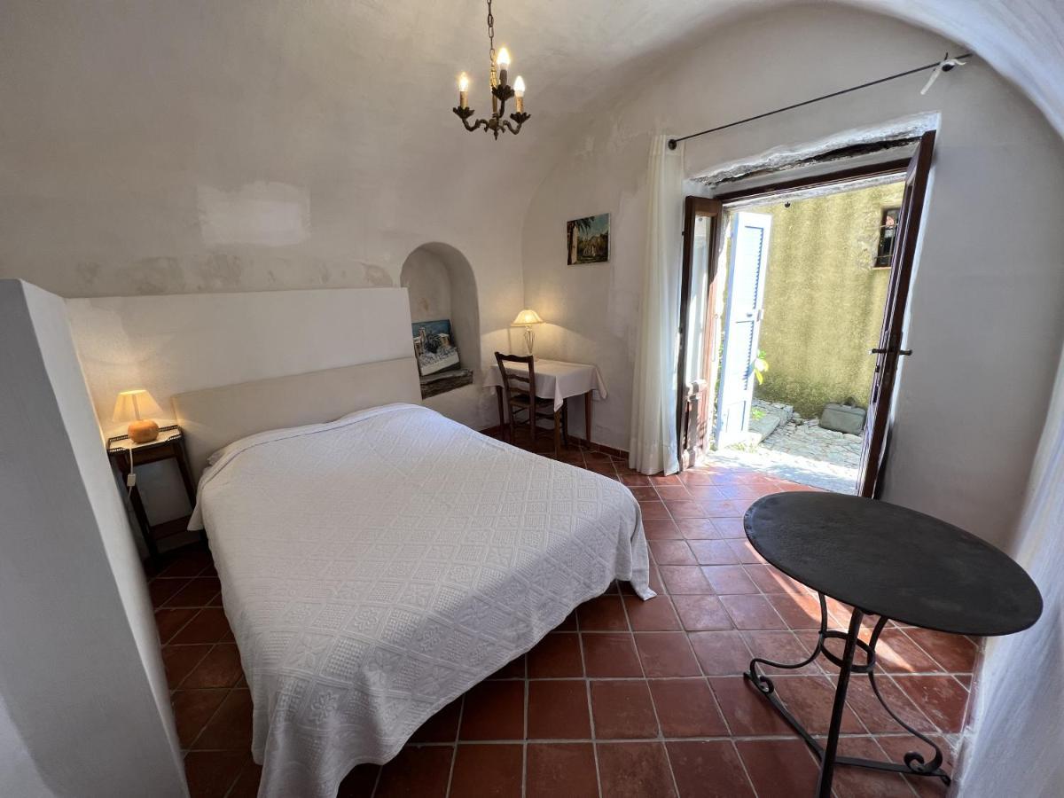 Casa Musicale Hotel Pigna Eksteriør billede